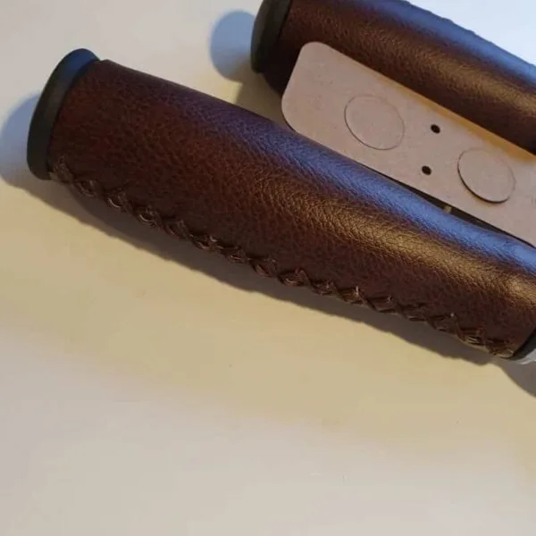 Handvatten lederlook bruin kort lang 2