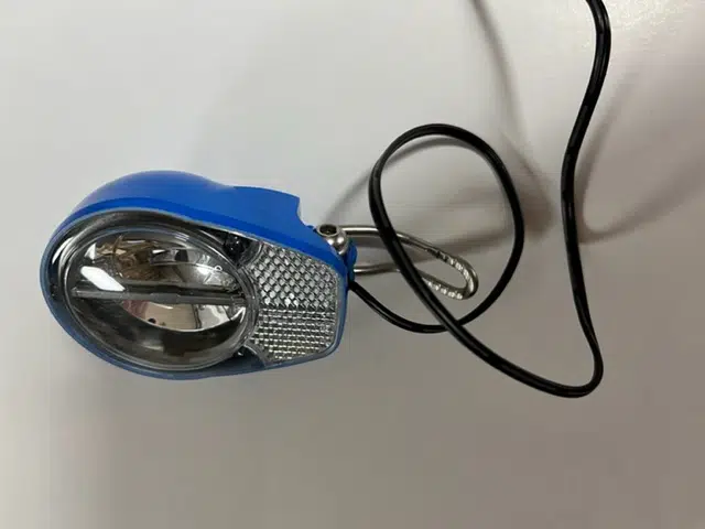 Spanninga koplamp naafdynamo PAARS/ROZE - Afbeelding 2