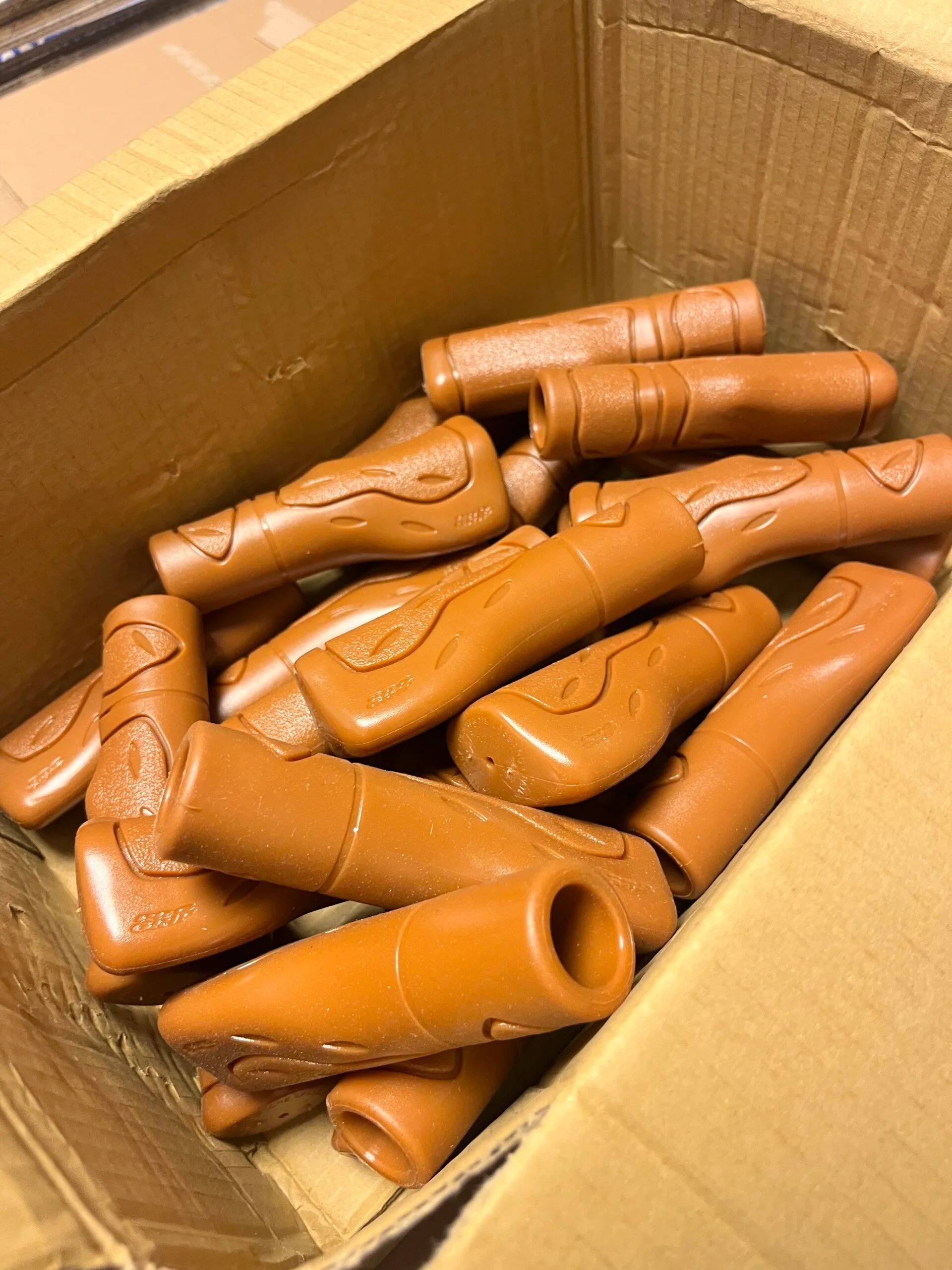 Bruine handvatten partijtje op=op